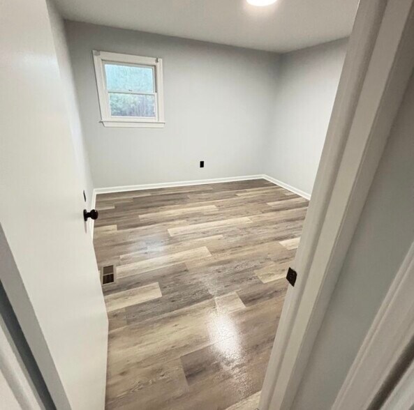 Building Photo - 6381 Elevation Rd