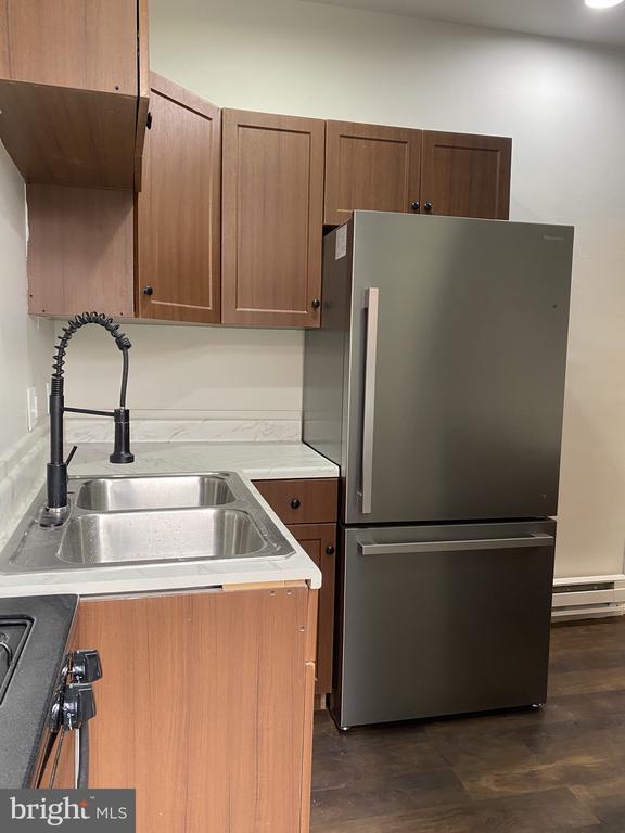 Building Photo - 508 S Prince St