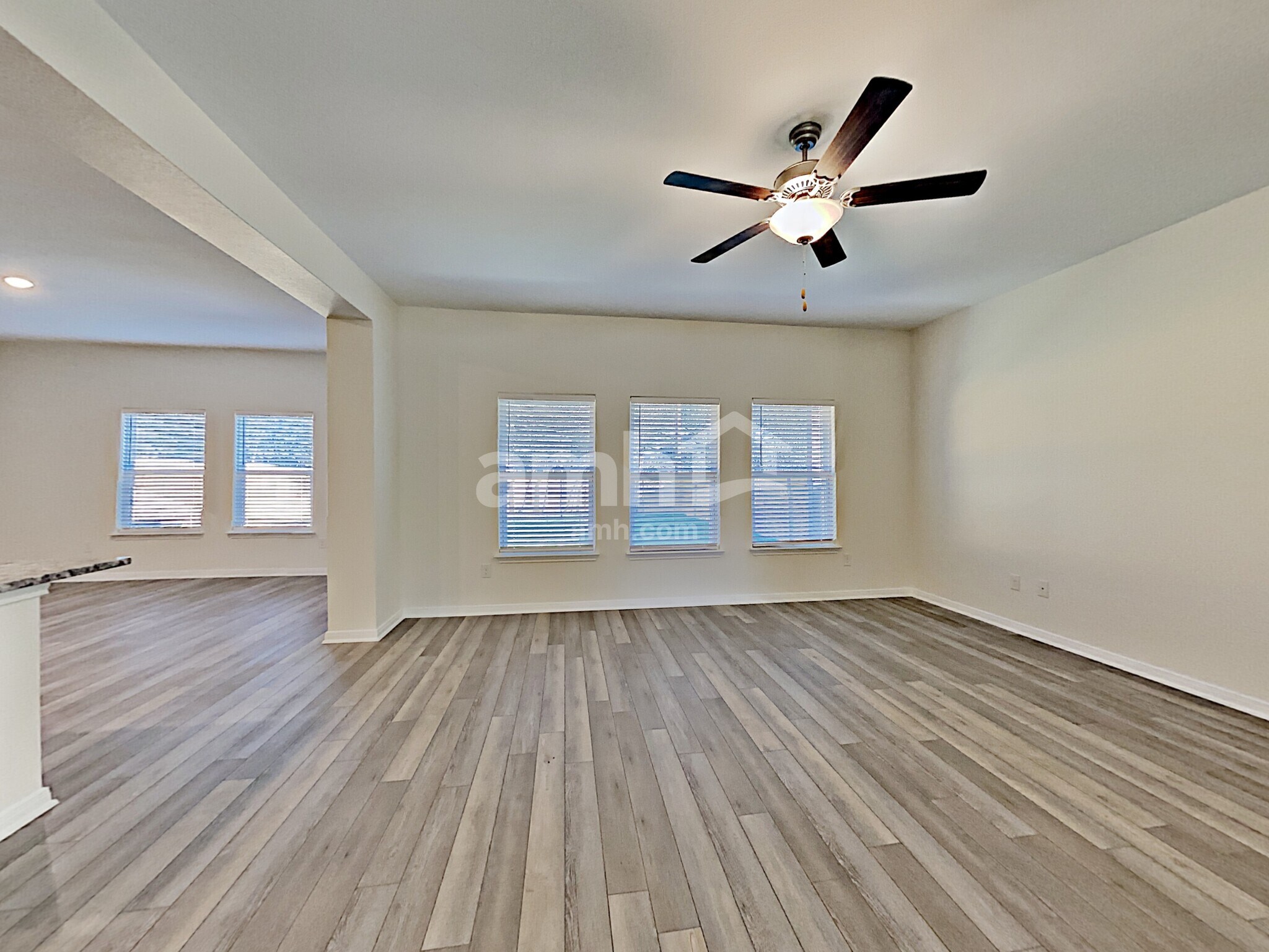 Building Photo - 7926 Cactus Plum Dr