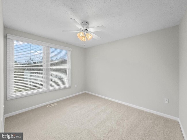 Building Photo - 10110 Shelldrake Cir