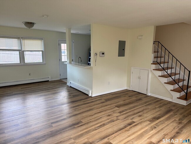Building Photo - 855 Black Rock Tpke