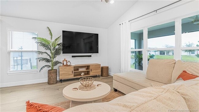 Building Photo - 5208 Manciano St