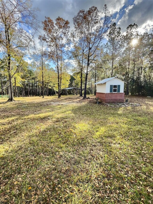 Building Photo - 4 Bedroom home located in Vancleave