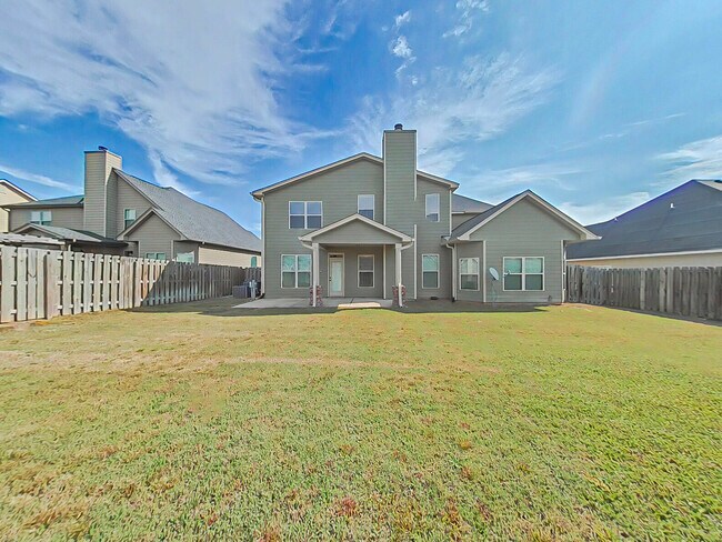 Building Photo - 2476 Sunflower Dr