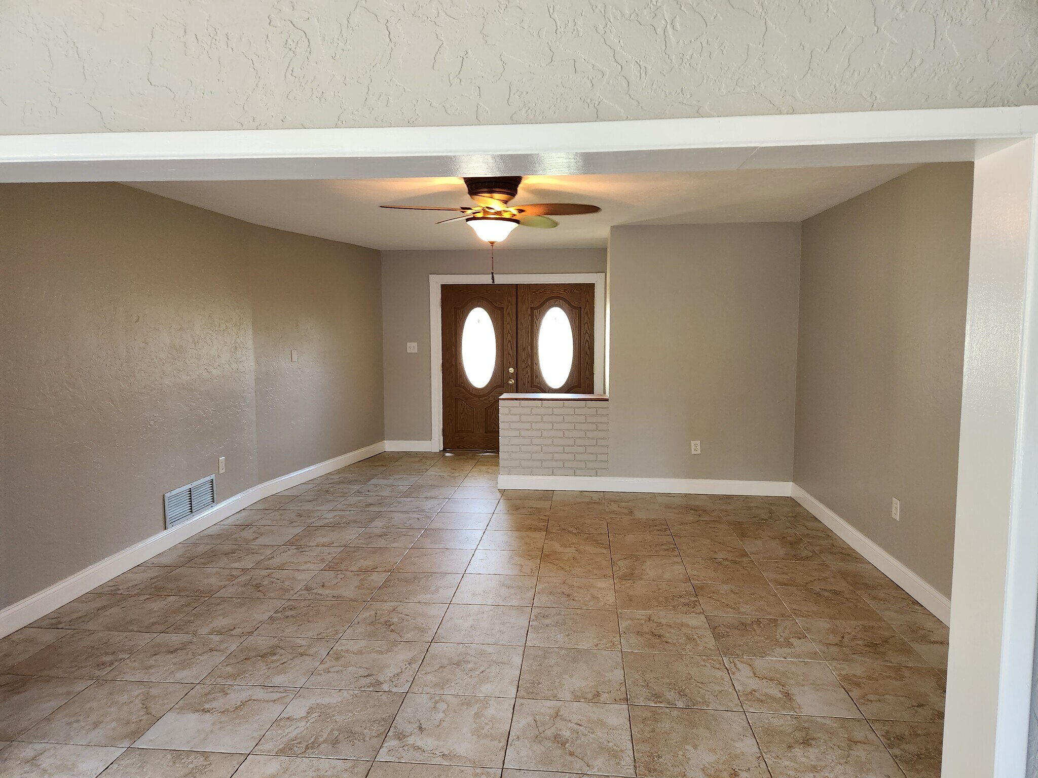 Building Photo - 1627 Canal Ct