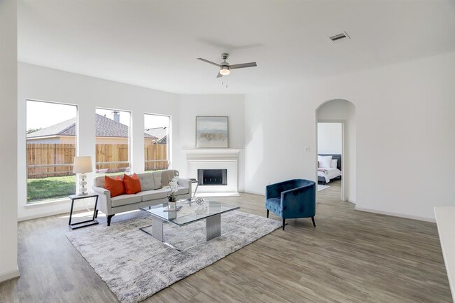Building Photo - 26815 Lakeridge Park Ln