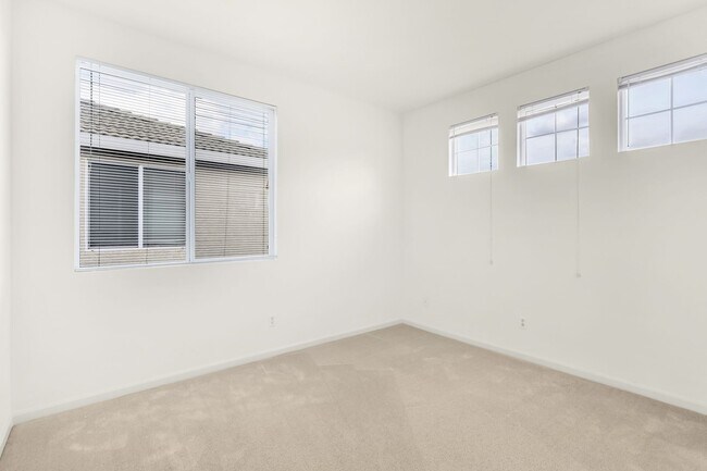 Building Photo - 9838 Brinzino Ct