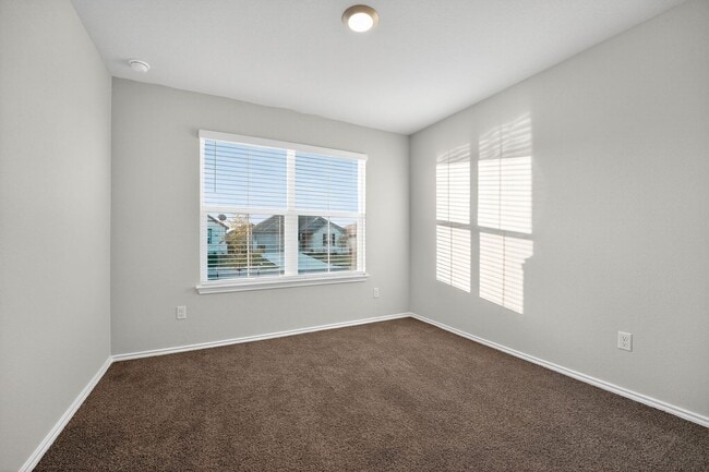 Building Photo - FOR LEASE – BRAND NEW 3 BED HOME IN JARRELL, TX!