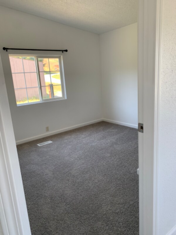Building Photo - 1461 Rio Tierra Ct