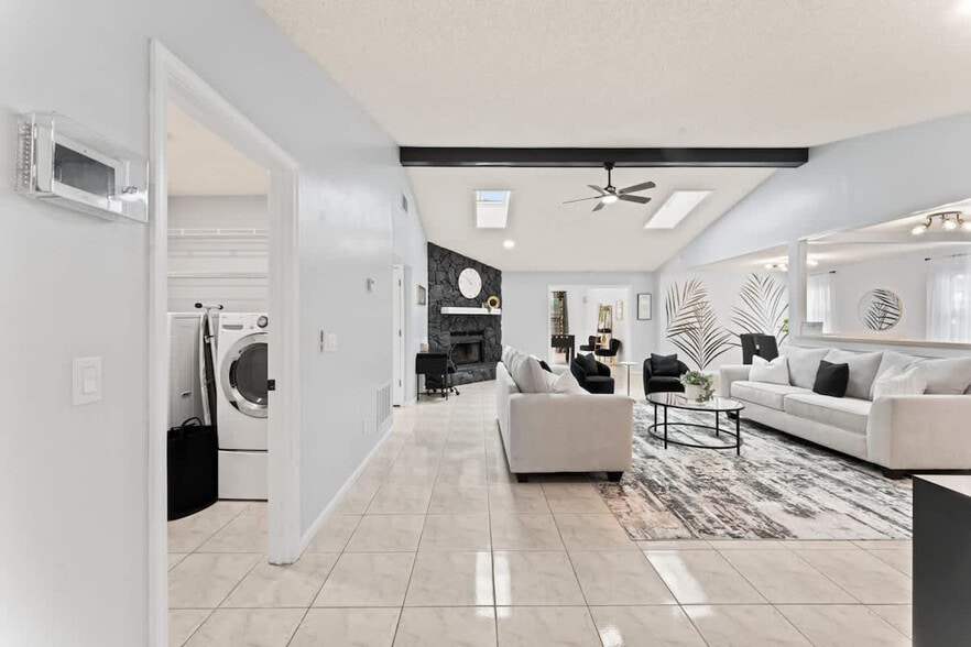 Building Photo - 4629 Golden Spike Ct