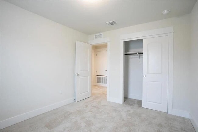Building Photo - 13901 Eucalyptus Bnd