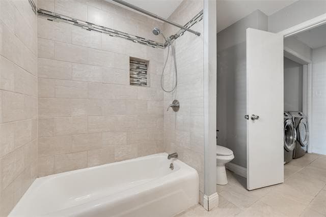 Building Photo - 15817 El Estado Dr