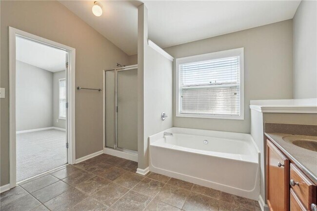 Building Photo - 4978 Berkeley Oak Dr