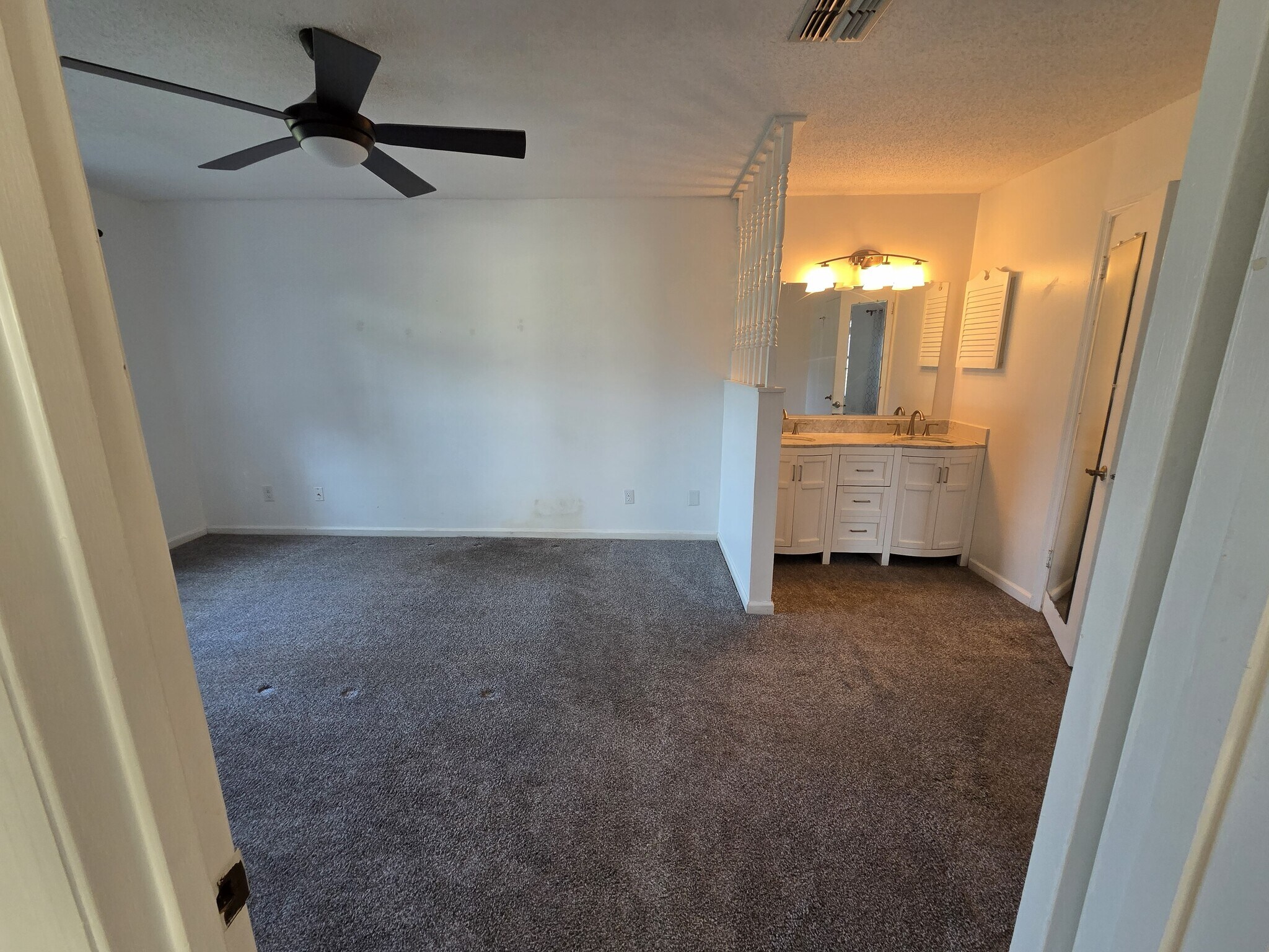 Welcome to the Master Suite - 35086 Whispering Oaks Blvd