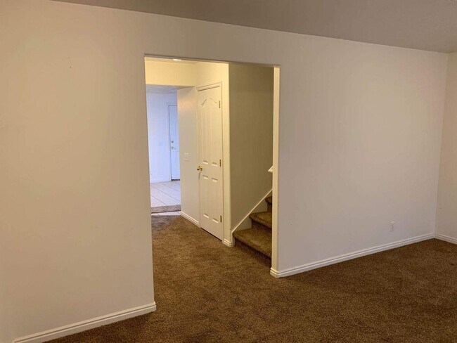 Building Photo - 1728 N 1500 W