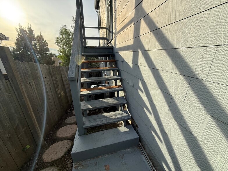 Building Photo - 3000 Parker Ave