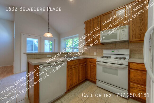 Building Photo - 1632 Belvedere Pl