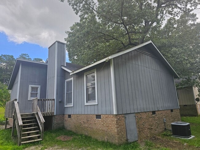 Building Photo - 7360 Van Grayson Loop