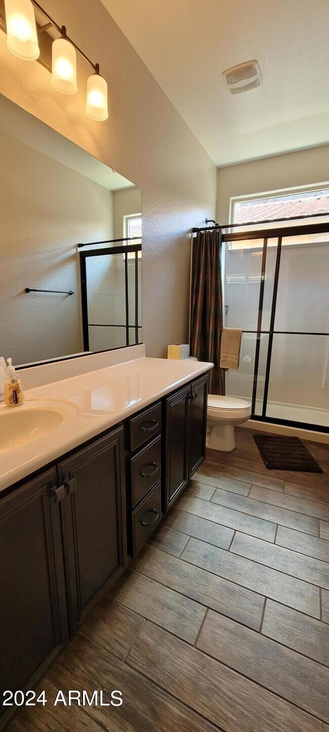 Building Photo - 27057 N Skipping Rock Rd