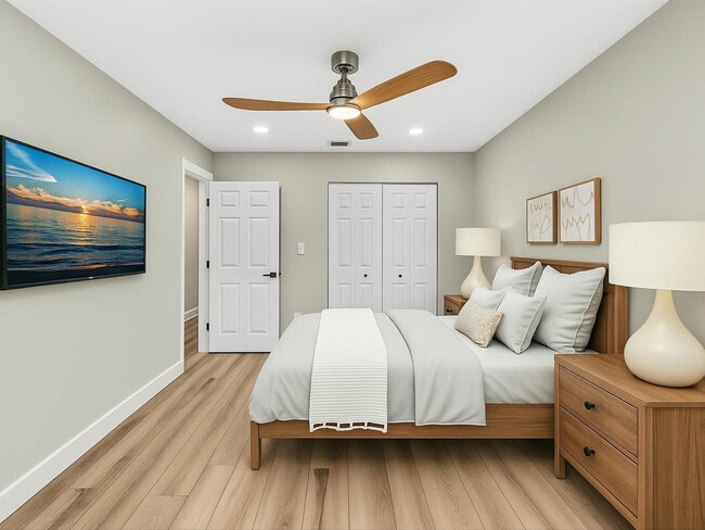 Building Photo - 1381 NW 99th Ave