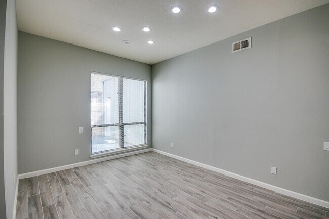 Building Photo - 923 Cranberry Hill Ct