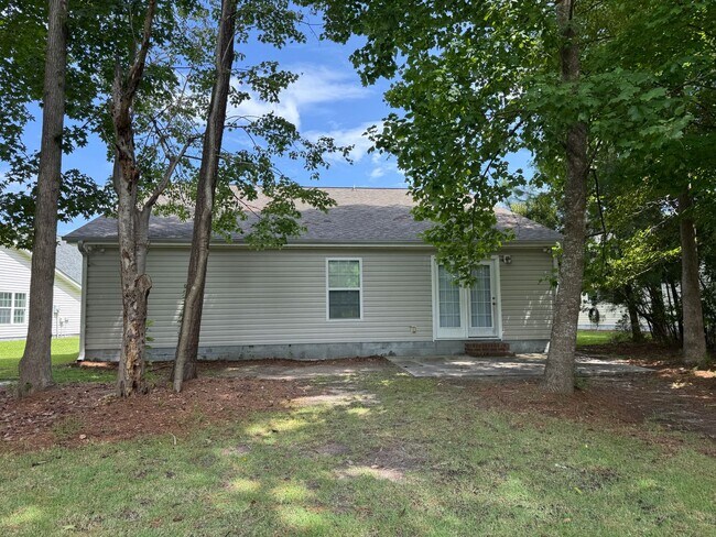 Building Photo - Beautiful home in Carolina Pines