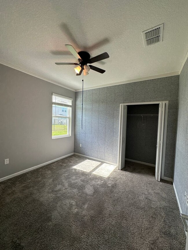 Building Photo - Beautiful 1/1 In-Law Suite in St. Cloud W/...