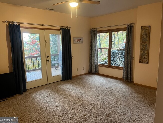 Building Photo - 21 Switchback Dr