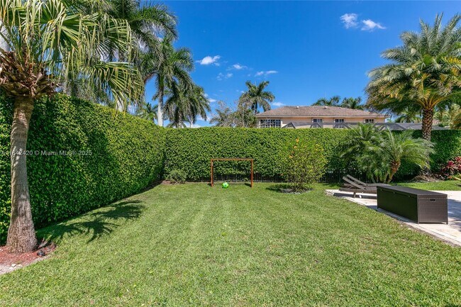 Building Photo - 2564 Jardin Ct
