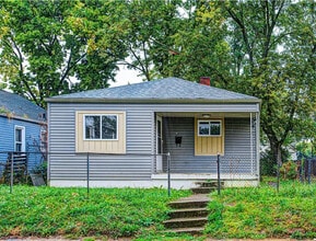 Building Photo - 734 N Arnolda Ave