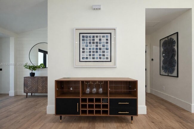 Building Photo - 3540 NE 28th Ave