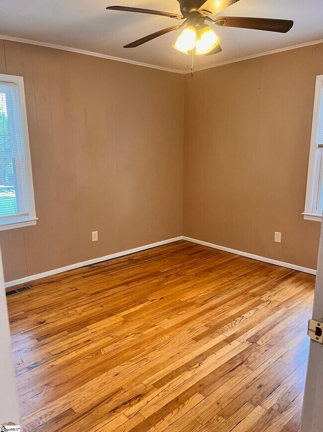 Building Photo - 113 Mount Zion Ave