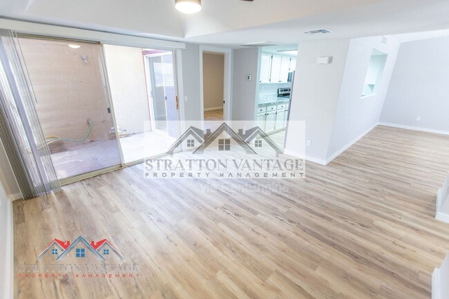 Building Photo - 2929 E Broadway Rd