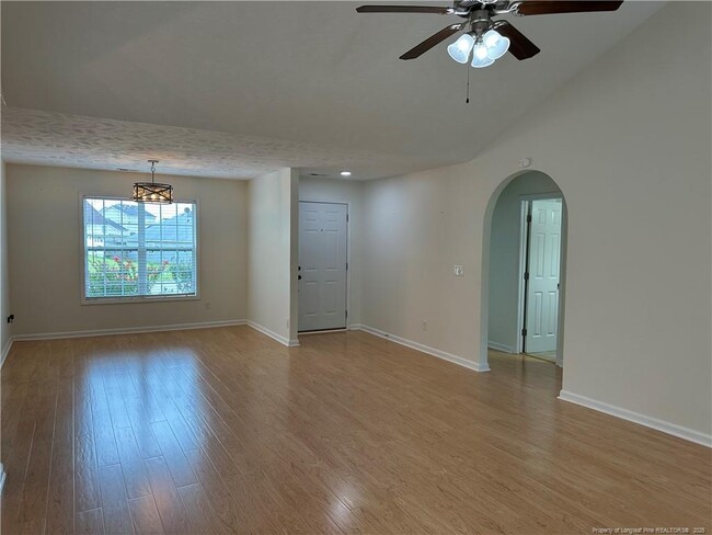 Building Photo - 1673 Kershaw Loop