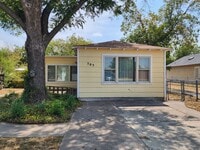 Building Photo - Cozy 3 bedroom 1 bath 1432 sq ft home COMING SOON!
