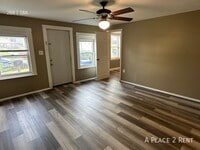 Building Photo - 315 1/2 South St-