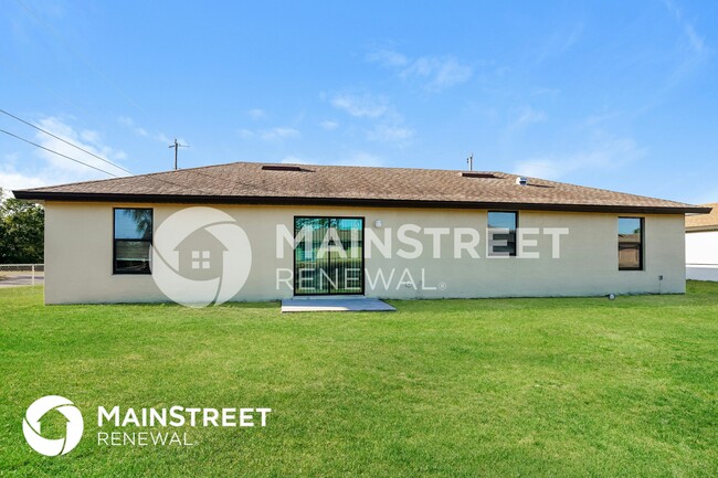 Building Photo - 3800 34th St SW