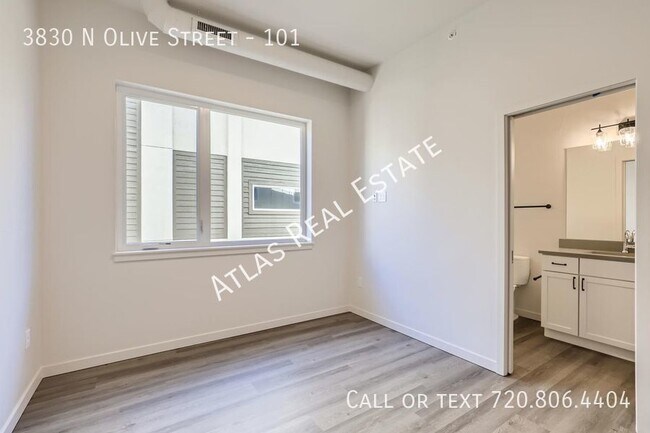 Building Photo - 3830 N Olive Street