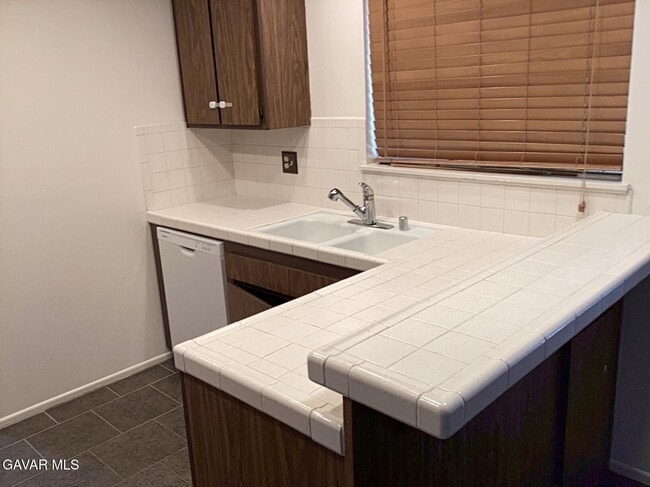 Building Photo - 42935 15th St W