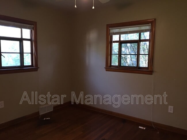 Building Photo - 5785 Fitch Rd