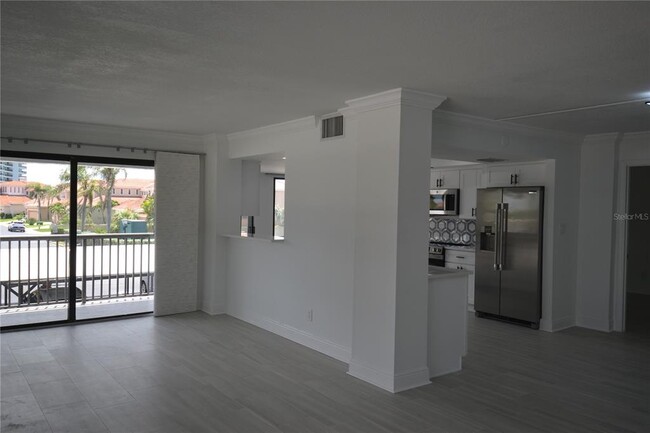 Building Photo - 1651 Sand Key Estates Ct