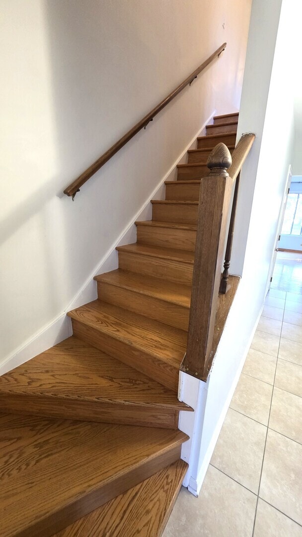 Building Photo - 1117 Franklin Ln