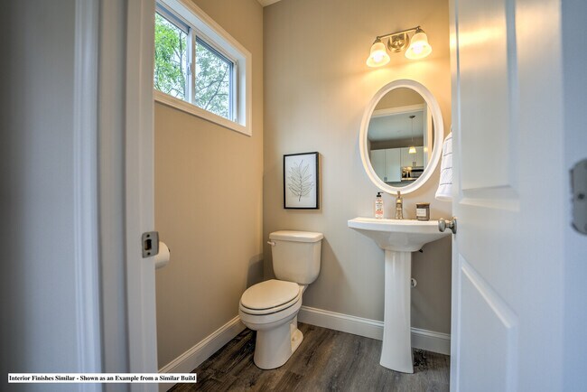 Building Photo - 106 Oscar