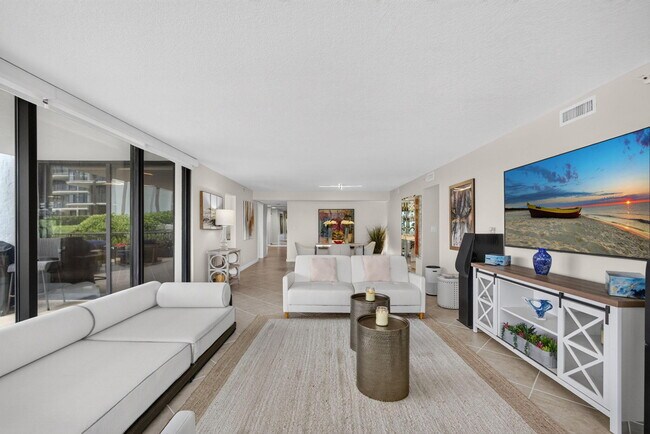 Building Photo - 3440 S Ocean Blvd