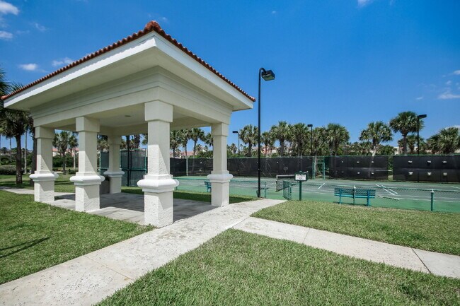 Building Photo - Fully Furnished 3/3 Ocean Grande Condo