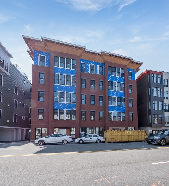 Primary Photo - 45 L St