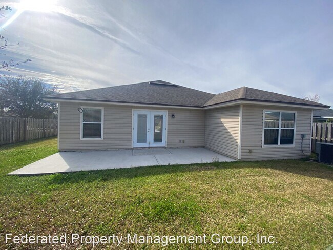 Building Photo - 6942 Southern Oaks Dr W