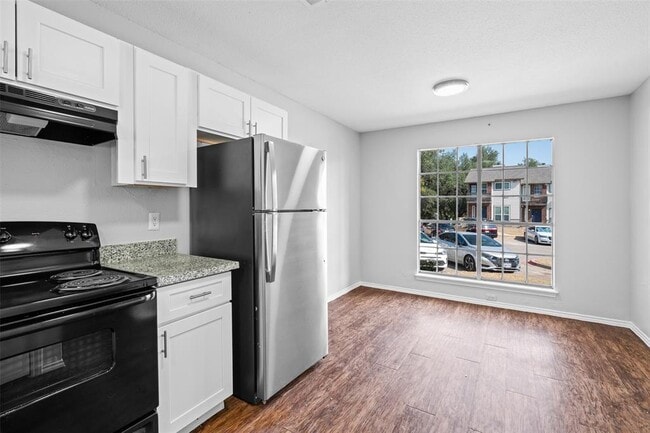 Building Photo - 1806 River Crossing Cir