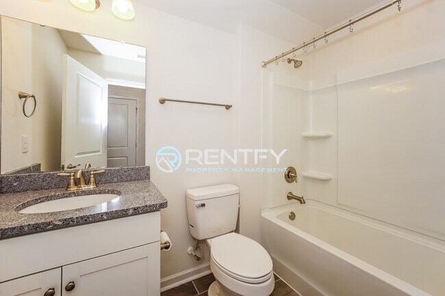 Building Photo - 446 Secretariat Dr