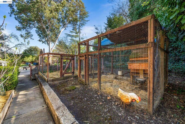 Building Photo - 4262 Tamur Ct